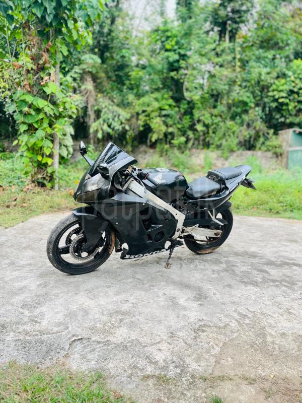 Honda CB400 2014 - Used Bike sale in Sri Lanka - patpat.lk