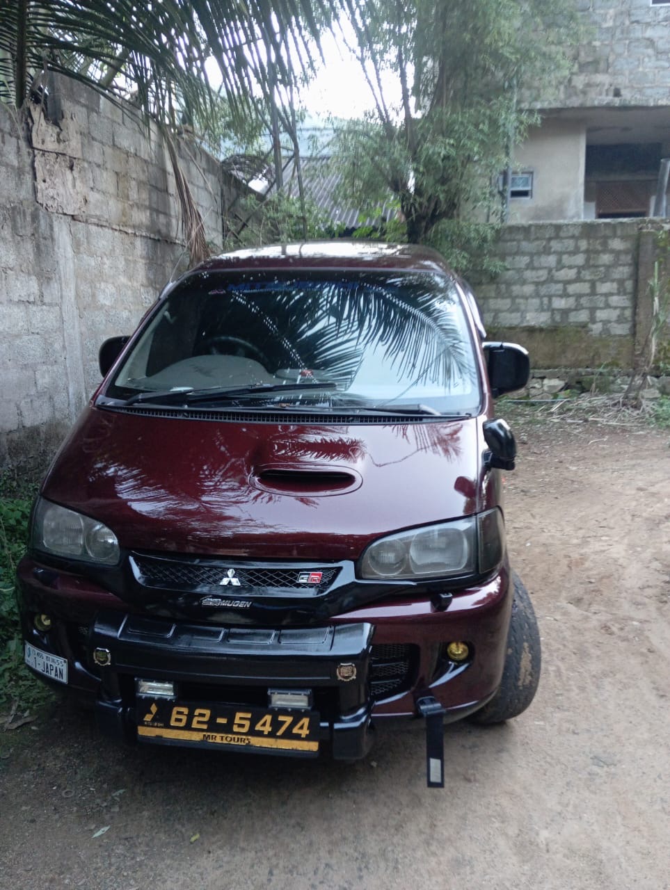 Mitsubishi L400 1997 - Used Van sale in Sri Lanka - patpat.lk