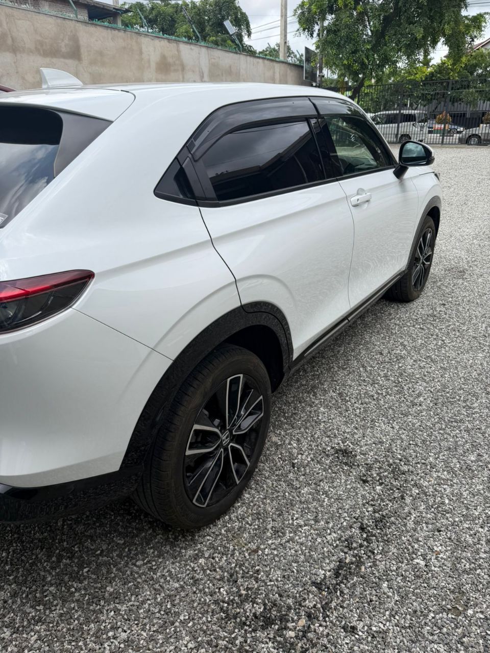 Honda Vezel 2023 - பயன்படுத்தப்பட்டது SUV sale in Sri Lanka - patpat.lk