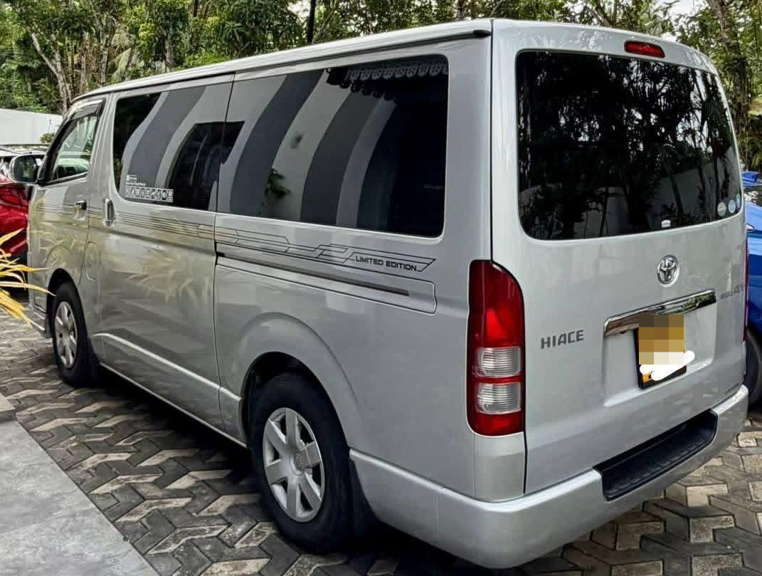 Toyota Hiace 2016 - மறுசீரமைக்கப்பட்டது வேன் sale in Sri Lanka - patpat.lk