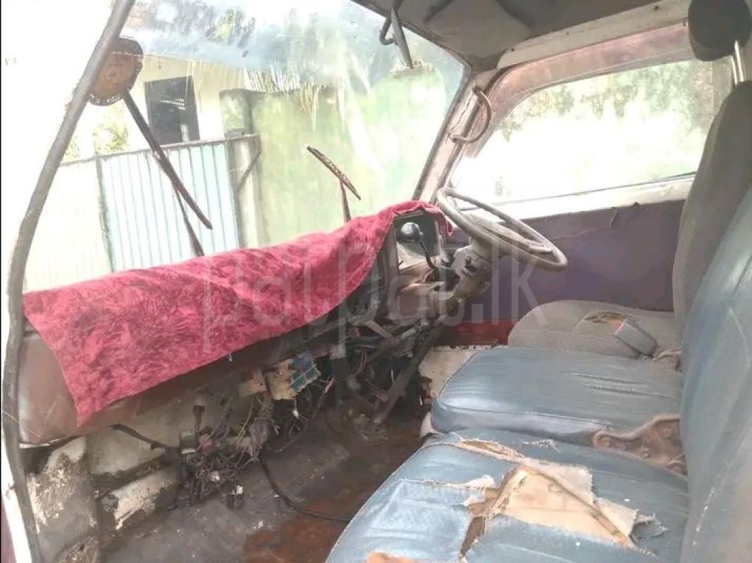 Advertisement image 6