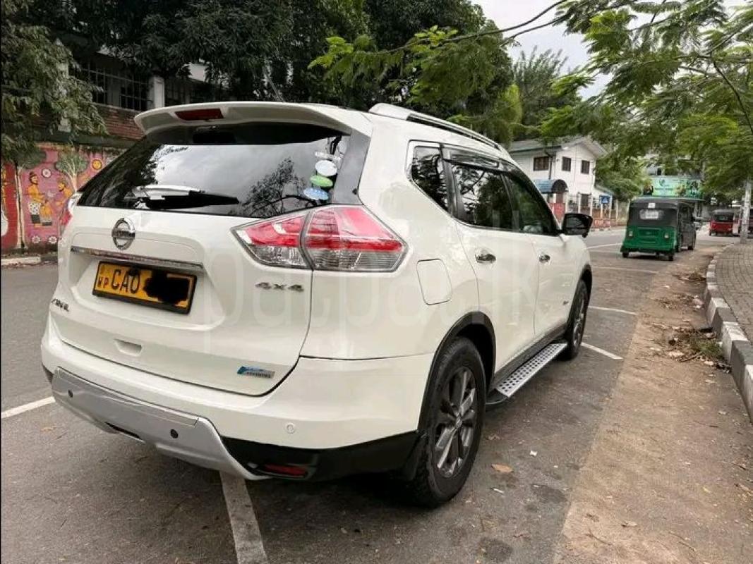 Advertisement image 4