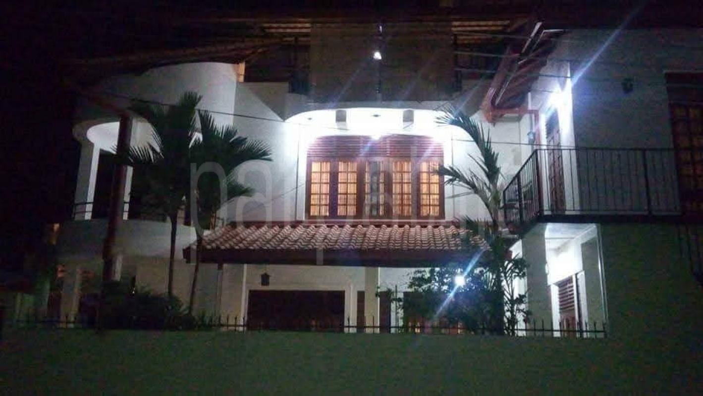 Advertisement image 5