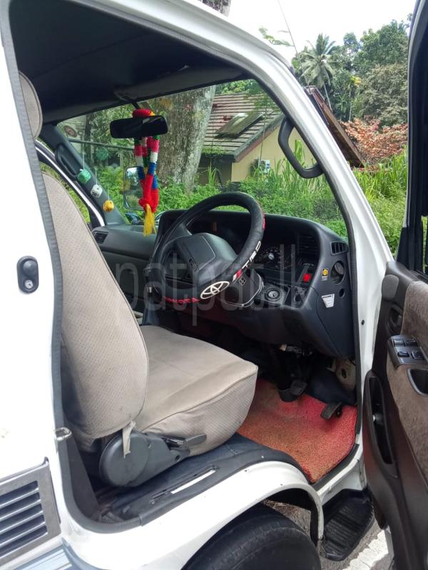 Toyota Hiace 1992 - Used Van sale in Sri Lanka - patpat.lk