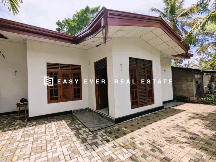 House for Sale in Minuwangoda