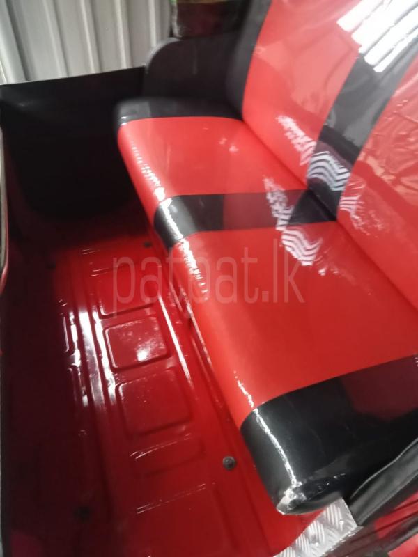 Bajaj 4 stroke 2015 - பயன்படுத்தப்பட்டது முச்சக்கர வண்டி sale in Sri Lanka - patpat.lk