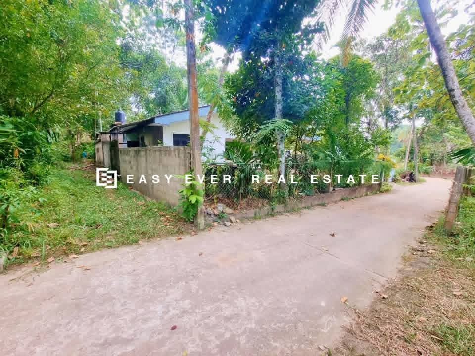 Residential Land for Sale in Veyangoda