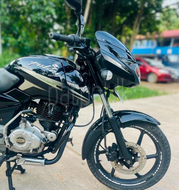 Bajaj Pulsar 2015 - பயன்படுத்தப்பட்டது பைக் sale in Sri Lanka - patpat.lk