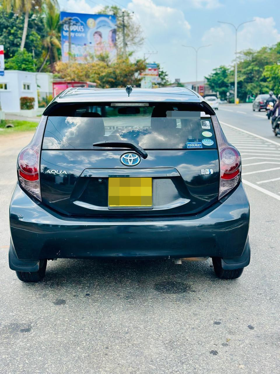 Toyota Aqua 2012 - பயன்படுத்தப்பட்டது கார் sale in Sri Lanka - patpat.lk