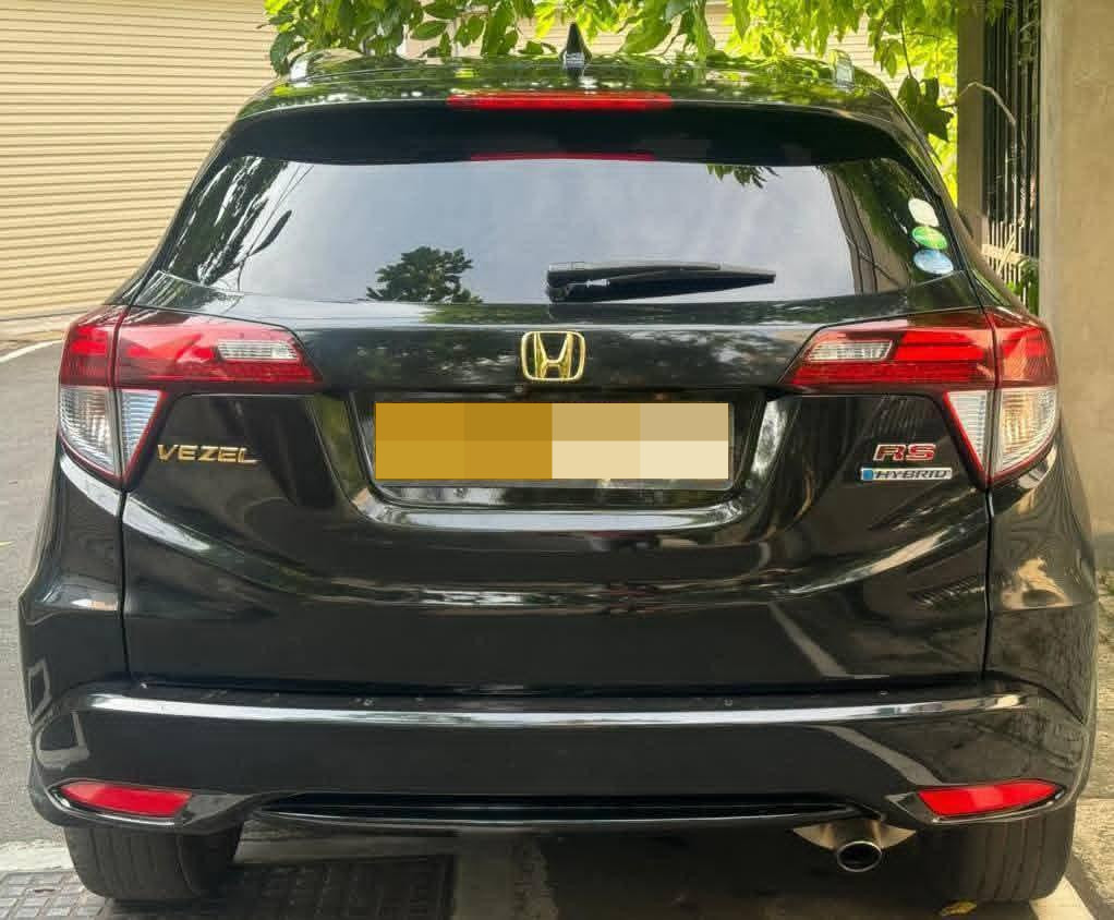 Honda Vezel 2014 - பயன்படுத்தப்பட்டது SUV sale in Sri Lanka - patpat.lk