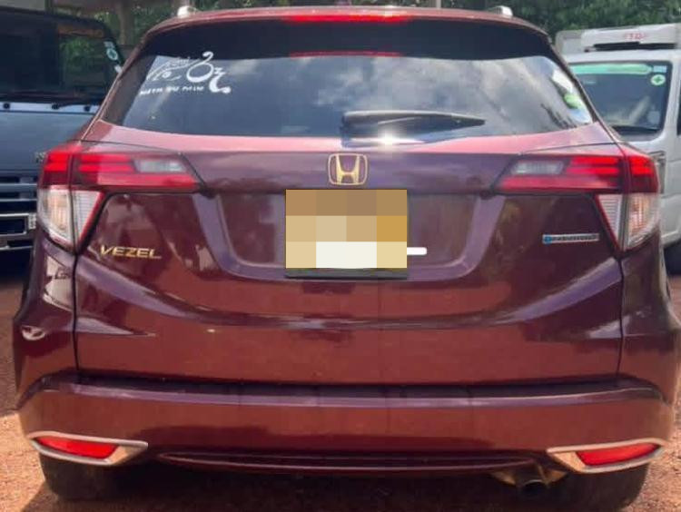 Honda Vezel 2015 - Used SUV sale in Sri Lanka - patpat.lk