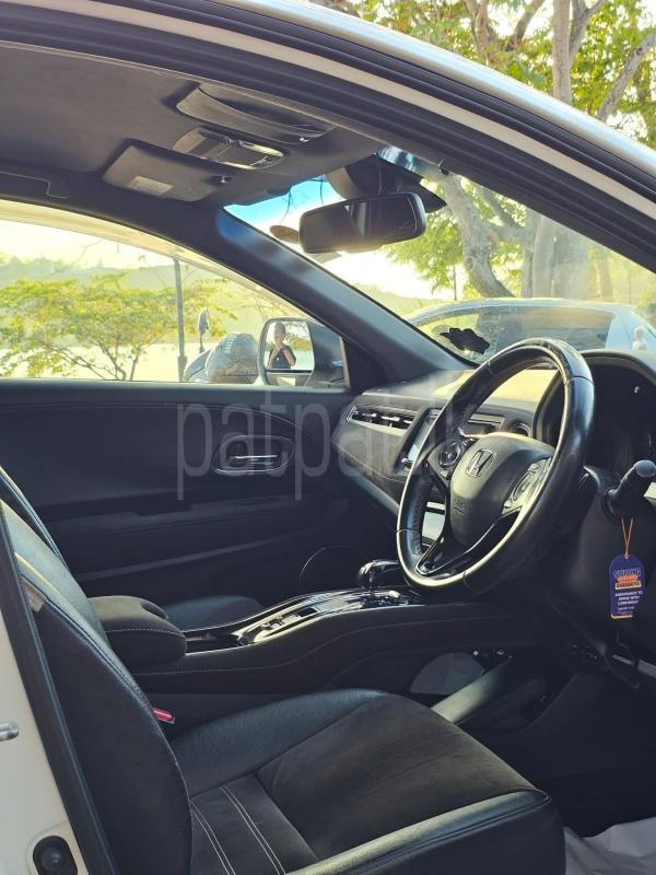 Honda Vezel 2017 - பயன்படுத்தப்பட்டது SUV sale in Sri Lanka - patpat.lk