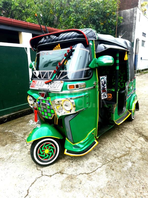 Bajaj Three Wheel 2015 - பயன்படுத்தப்பட்டது முச்சக்கர வண்டி sale in Sri Lanka - patpat.lk
