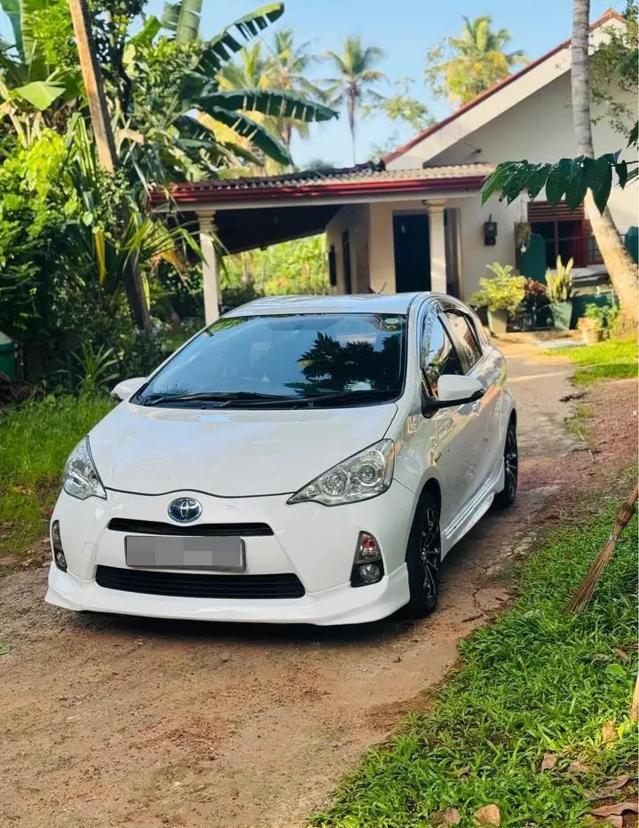 Toyota Aqua 2012 - Used Car sale in Sri Lanka - patpat.lk