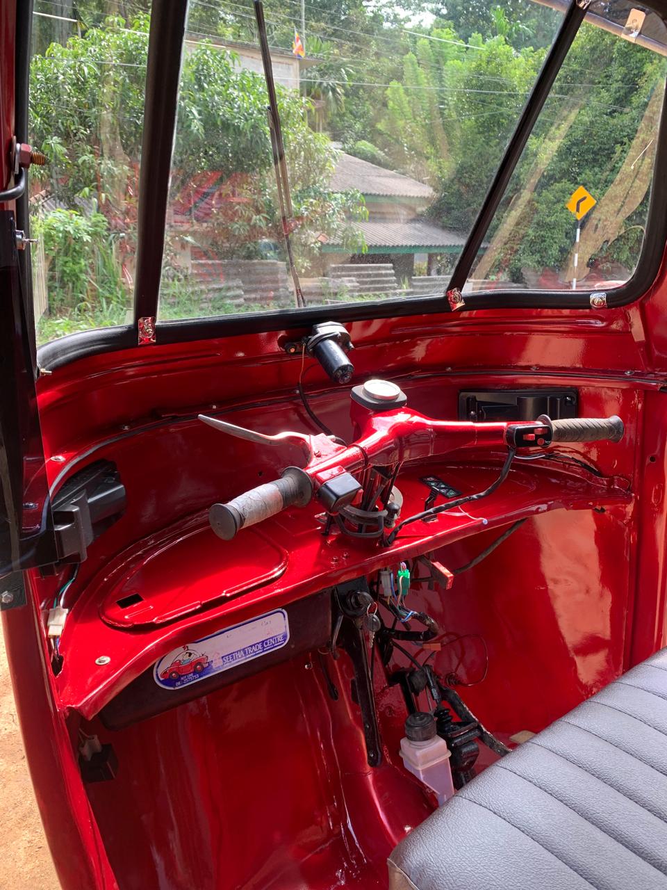Bajaj 2 stroke 2004 - Used Three wheeler sale in Sri Lanka - patpat.lk