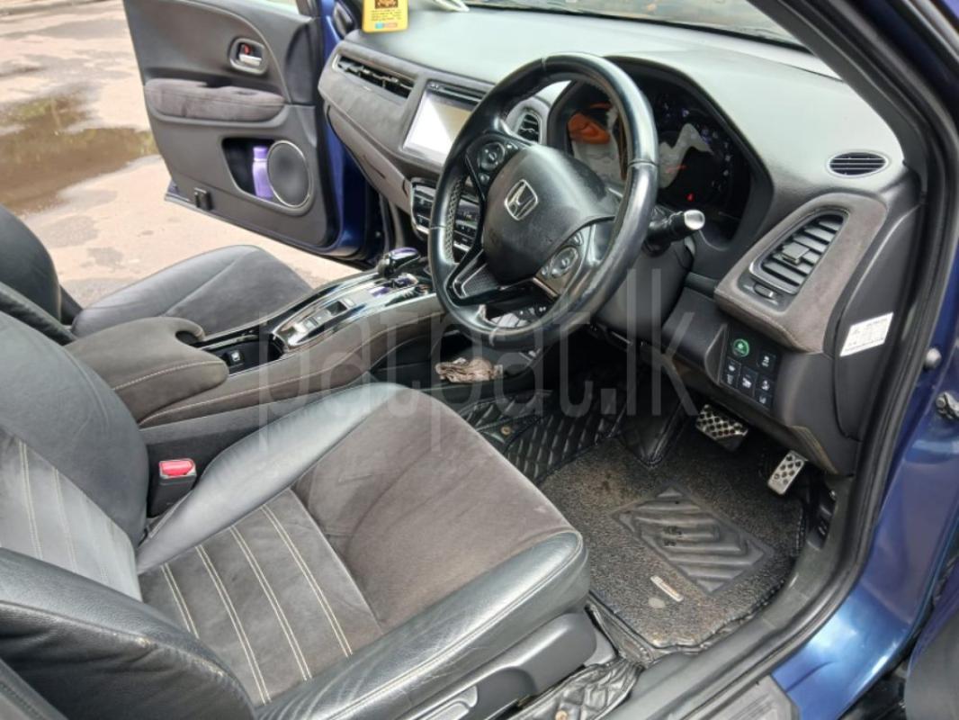 Honda Vezel 2016 - භාවිතා කරන ලද SUV රථය sale in Sri Lanka - patpat.lk
