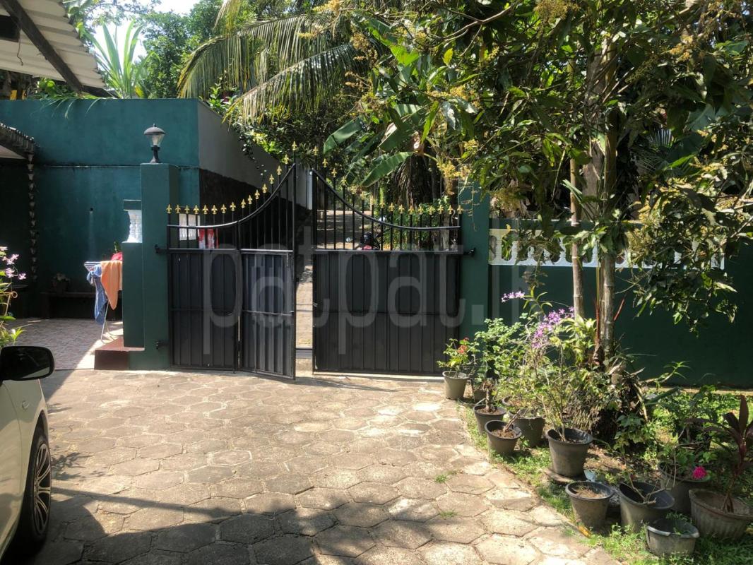 House for Sale in Galle ads-image-1