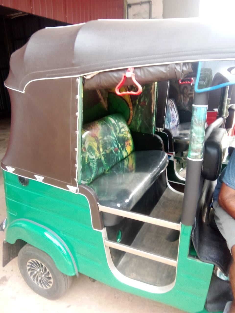 Bajaj Three Wheel 2006 - பயன்படுத்தப்பட்டது முச்சக்கர வண்டி sale in Sri Lanka - patpat.lk