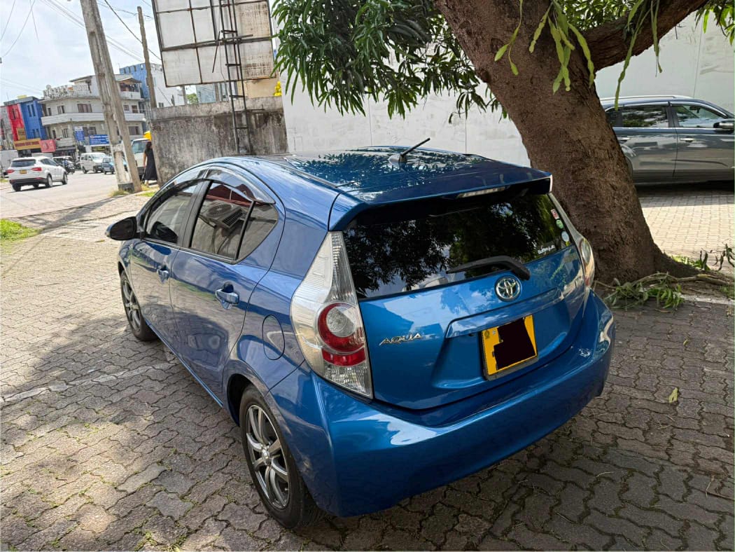 Toyota Aqua 2013 - Used Car sale in Sri Lanka - patpat.lk