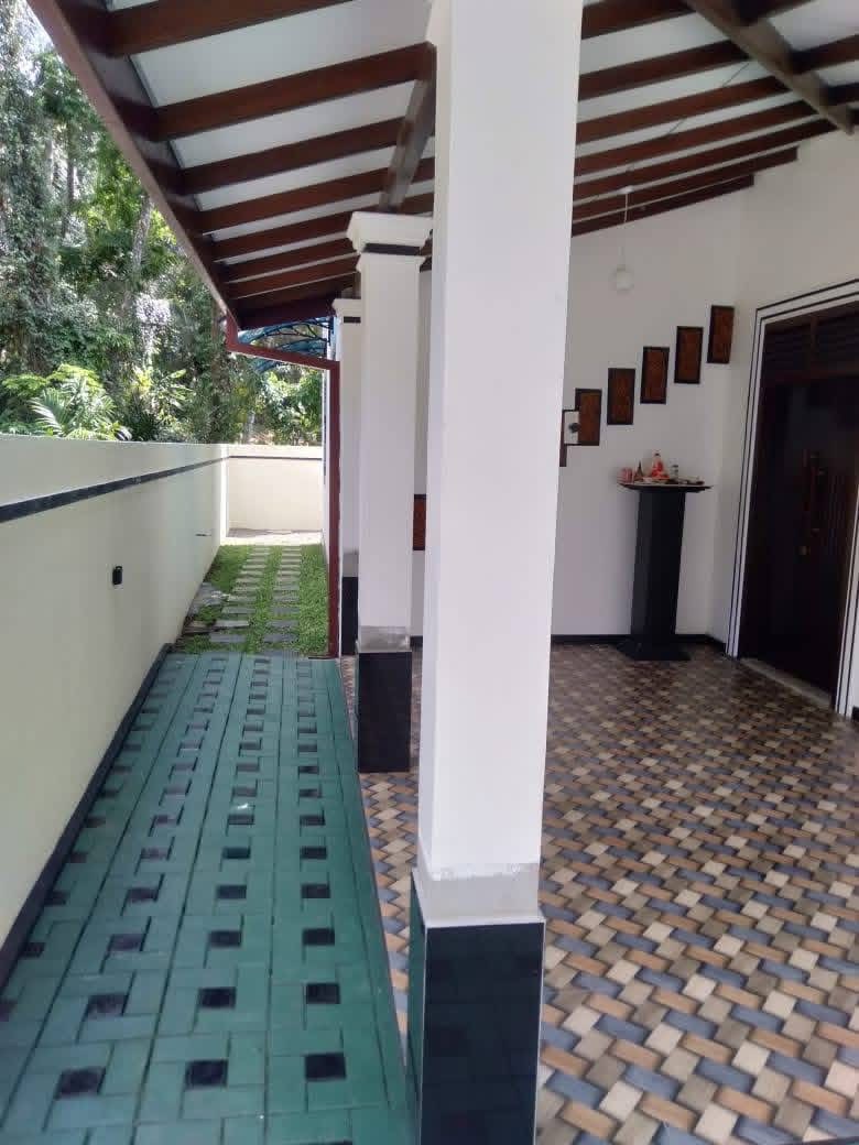 House for Sale in Udugampola