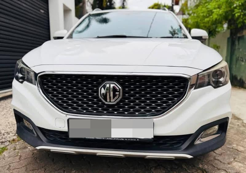 MG ZS 2019 ads-image-1