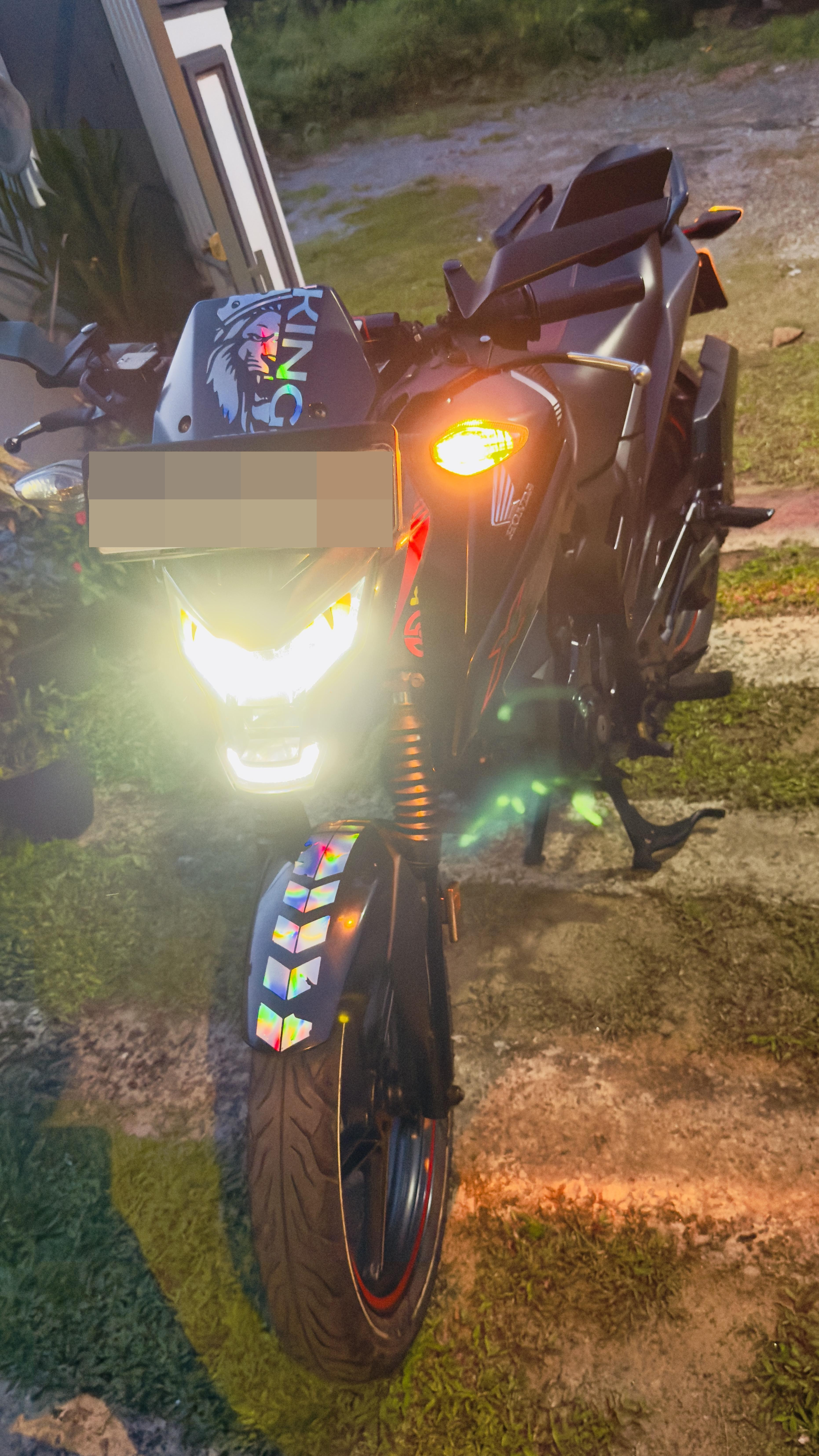 Honda X Blade 2018 - භාවිතා කරන ලද බයිසිකලය sale in Sri Lanka - patpat.lk