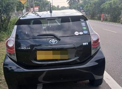 Toyota Aqua 2013 - பயன்படுத்தப்பட்டது கார் sale in Sri Lanka - patpat.lk