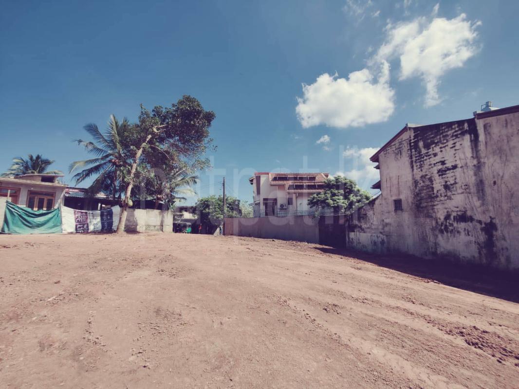 Residential Land for Sale in Athurugiriya