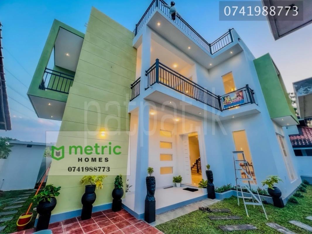 Advertisement image 6