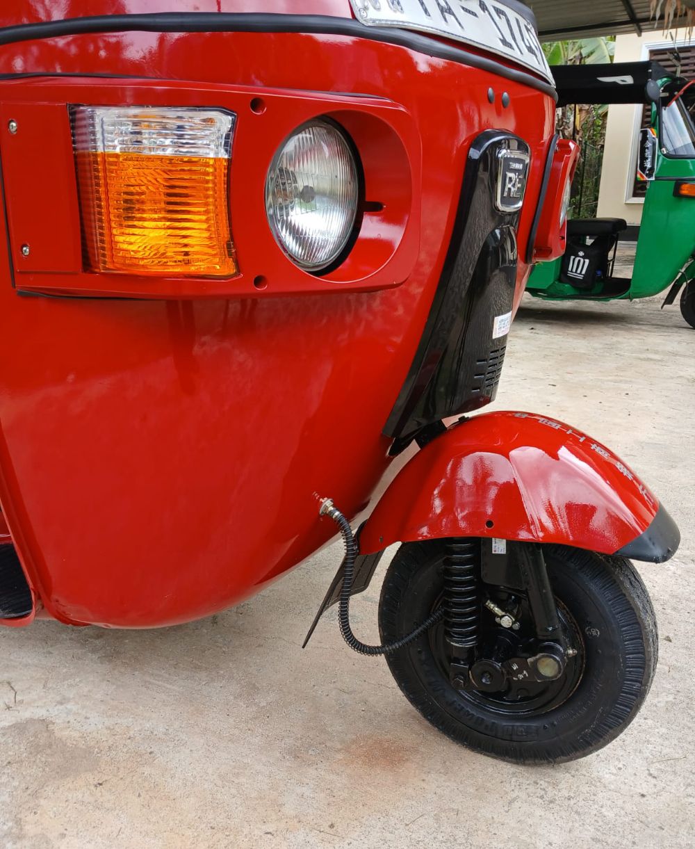Bajaj 4 stroke 2010 - பயன்படுத்தப்பட்டது முச்சக்கர வண்டி sale in Sri Lanka - patpat.lk