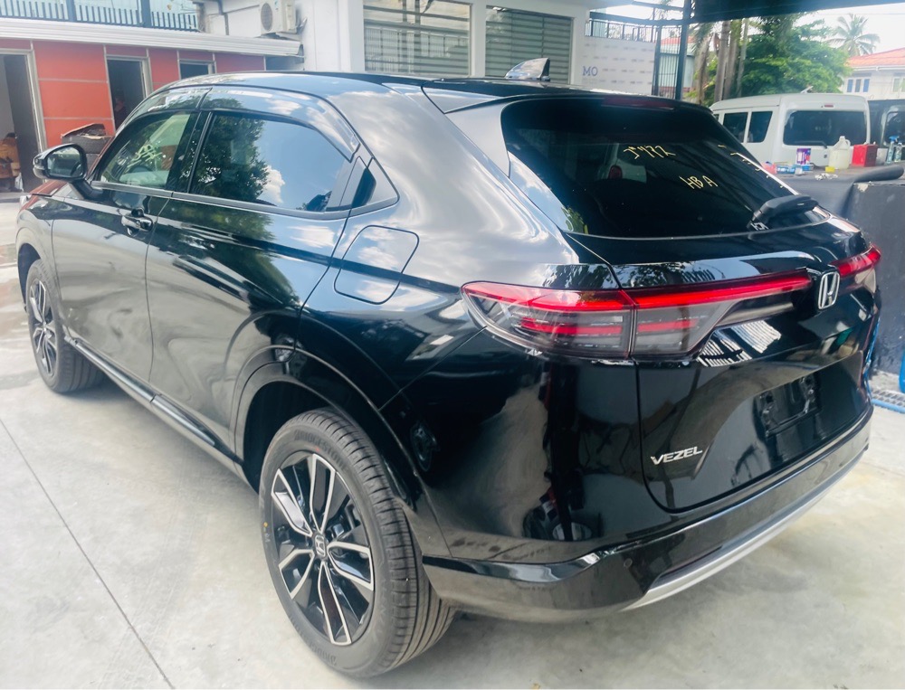 Honda Vezel 2025 - மறுசீரமைக்கப்பட்டது கார் sale in Sri Lanka - patpat.lk