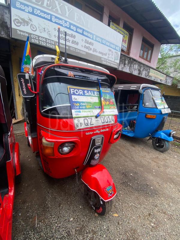 Bajaj 4 stroke 2010 - பயன்படுத்தப்பட்டது முச்சக்கர வண்டி sale in Sri Lanka - patpat.lk