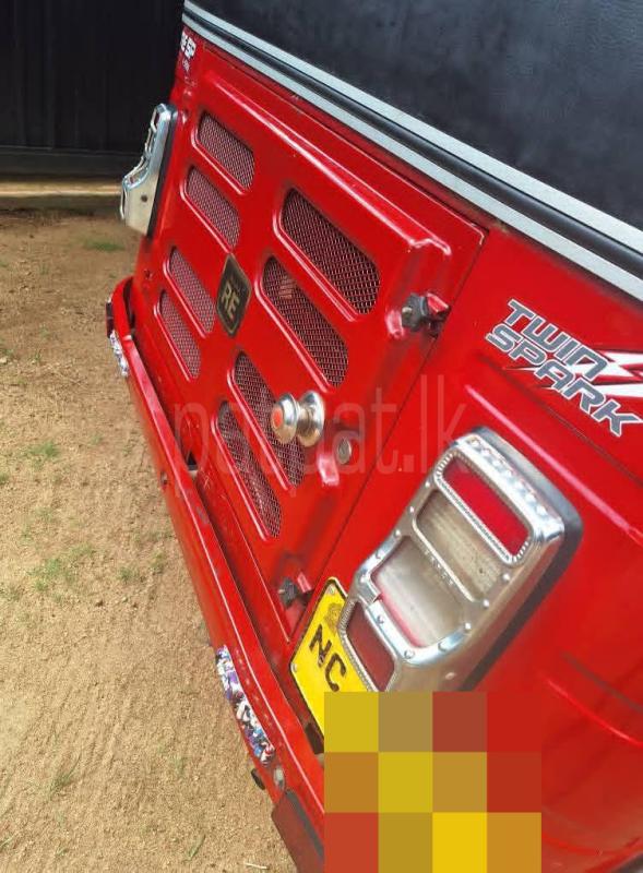 Advertisement image 6