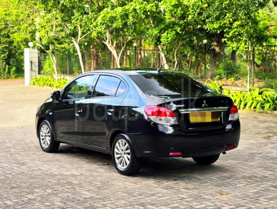 Mitsubishi Attrage 2016 - භාවිතා කරන ලද කාර් sale in Sri Lanka - patpat.lk