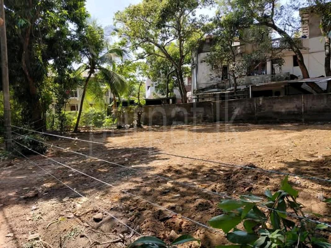 Commercial Land for Sale in Nawala