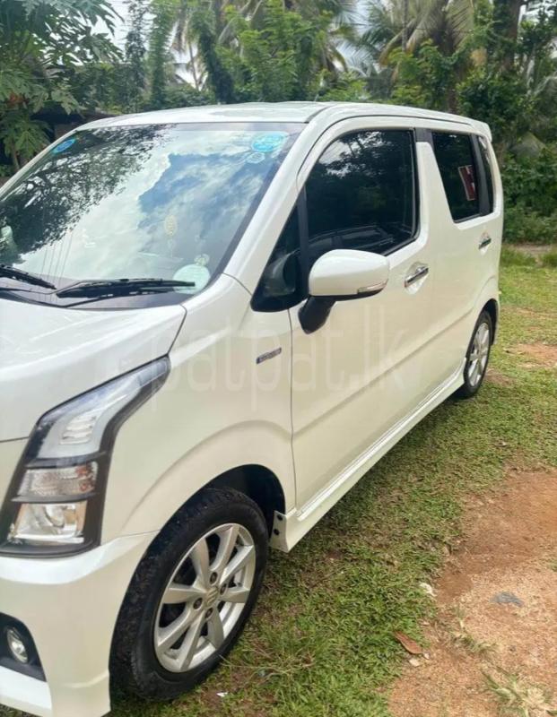 Suzuki Wagon R 2018 - பயன்படுத்தப்பட்டது கார் sale in Sri Lanka - patpat.lk