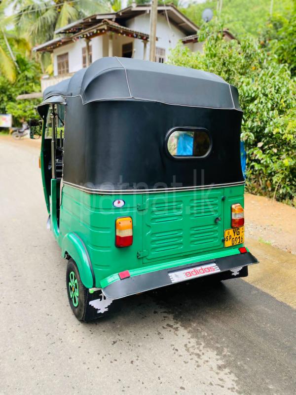 Bajaj 4 stroke 2009 - Used Three wheeler sale in Sri Lanka - patpat.lk