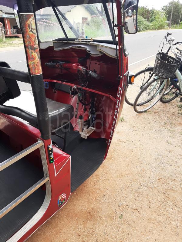 Bajaj Three Wheel 2006 - Used Three wheeler sale in Sri Lanka - patpat.lk