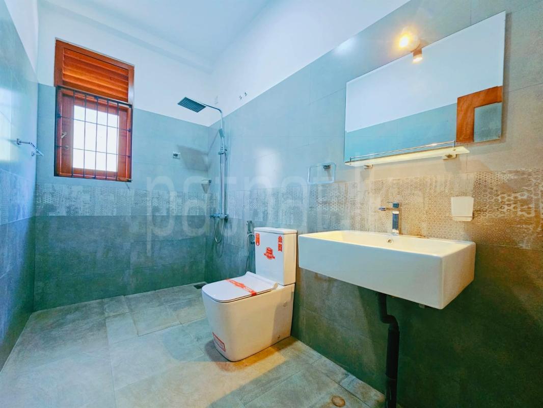 House for Sale in Alubomulla