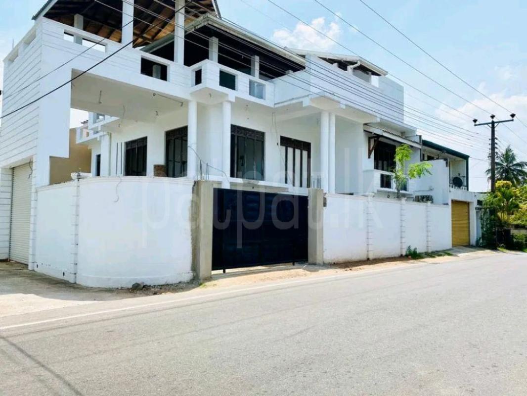 Advertisement image 4