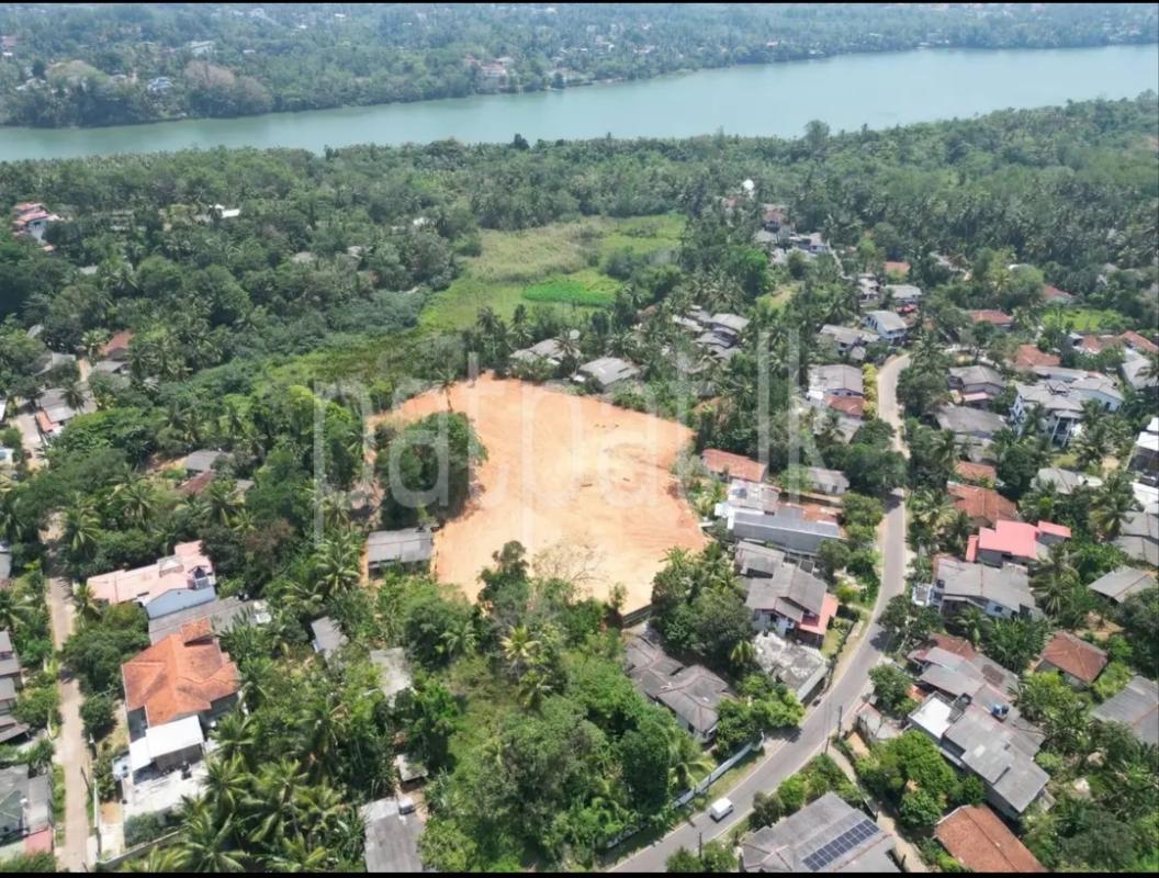 Residential Land for Sale in Kalutara