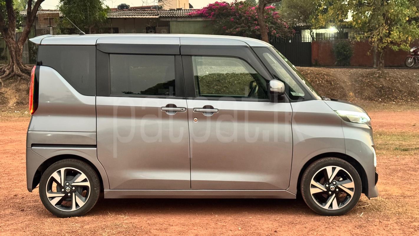 Nissan Roox 2023 - பயன்படுத்தப்பட்டது கார் sale in Sri Lanka - patpat.lk