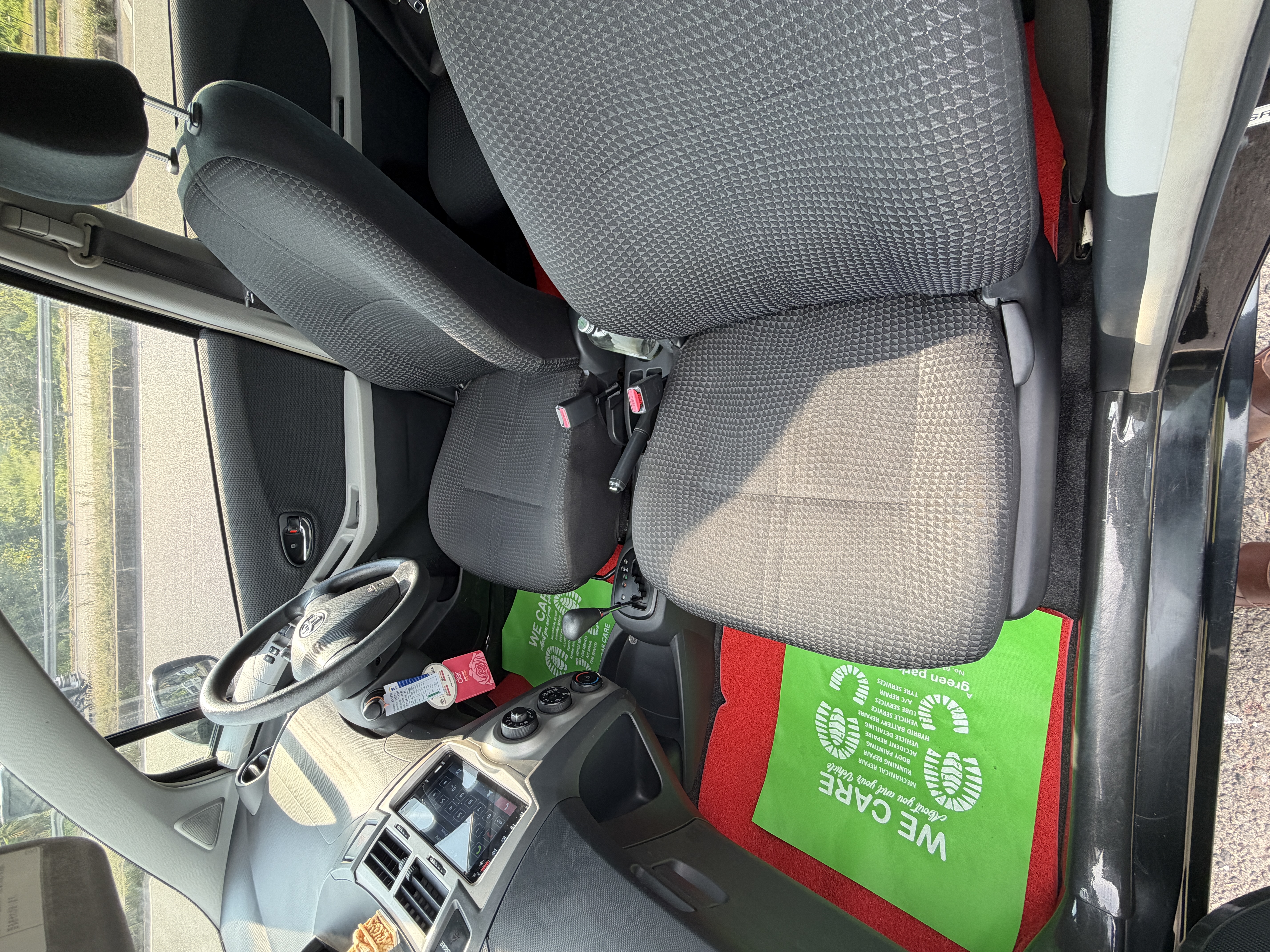 Toyota Vitz 2009 - Used Car sale in Sri Lanka - patpat.lk