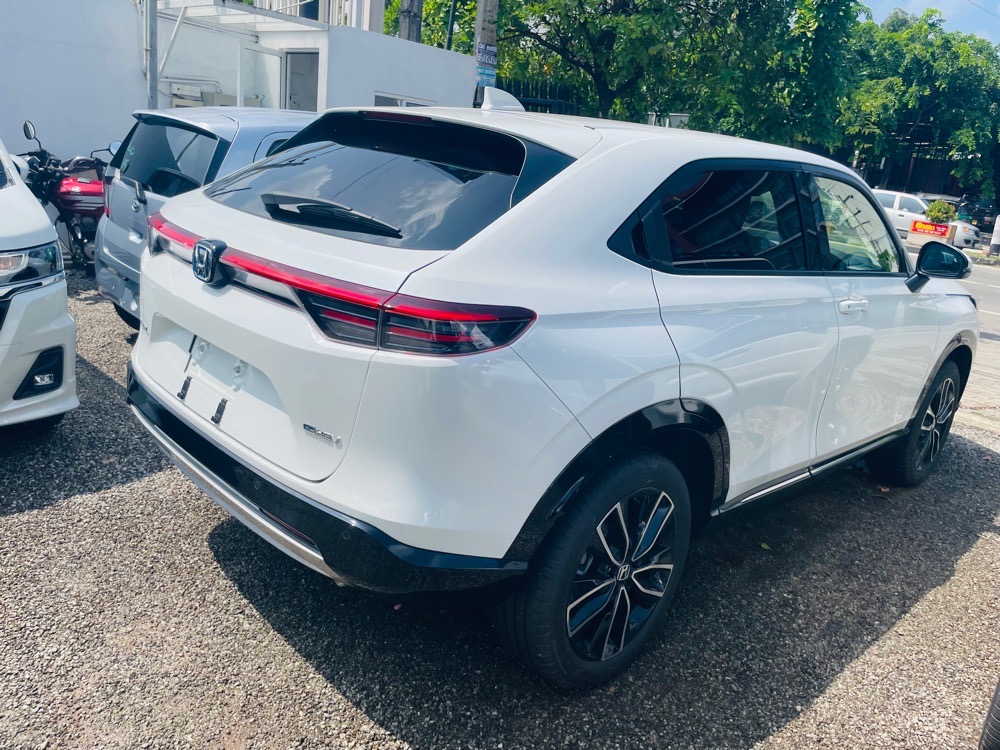 Honda Vezel 2025 - Reconditioned SUV sale in Sri Lanka - patpat.lk