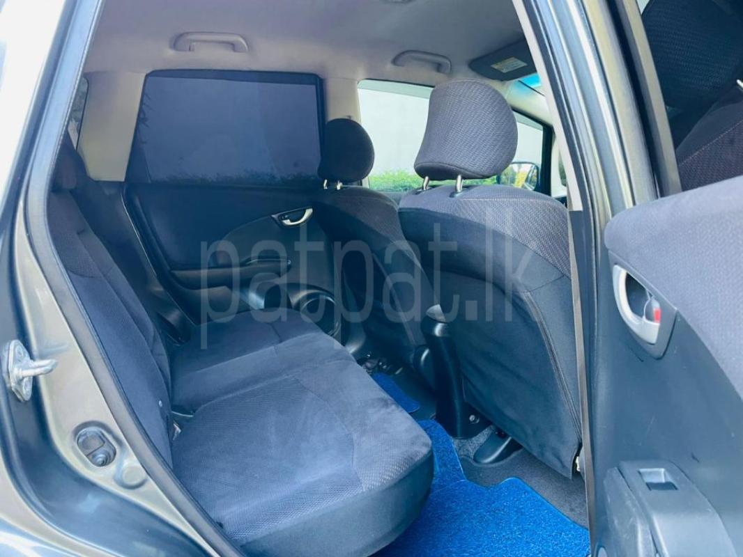 Advertisement image 6