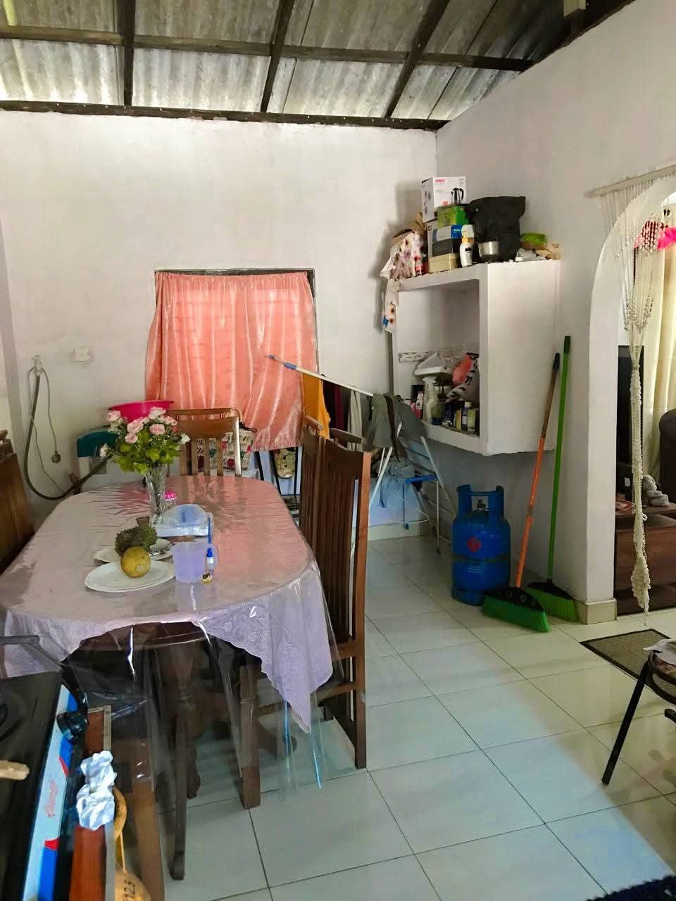 House for Sale in Dompe