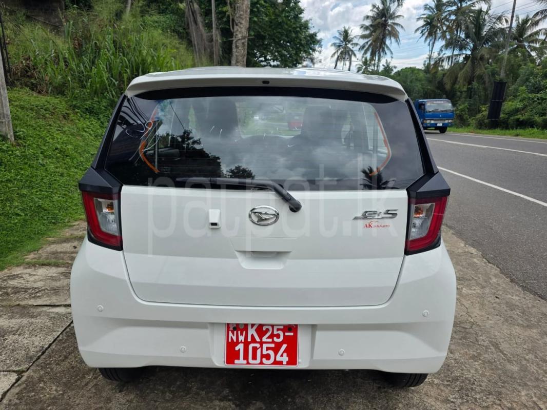 Advertisement image 4