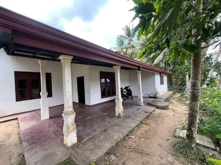 House for Sale in Minuwangoda