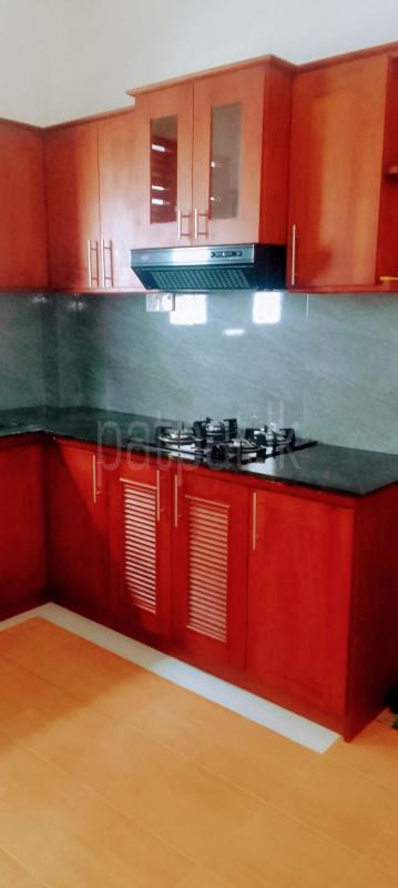 House for Sale in Athurugiriya