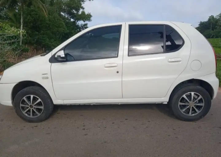 Tata Indica 2015 - Used Car sale in Sri Lanka - patpat.lk